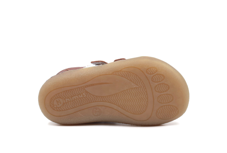 Woodpecker tan sole.png