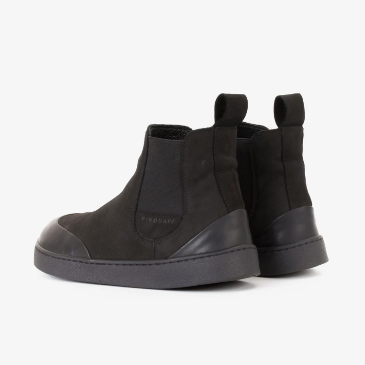 barefoot-chelsea-black-4.jpg