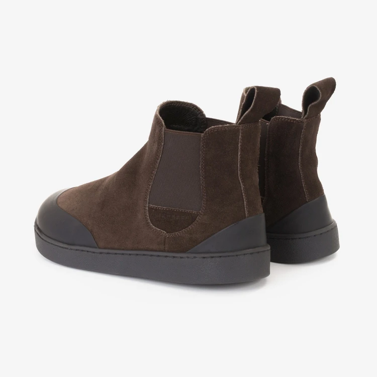 barefoot-chelsea-brown-4.jpg