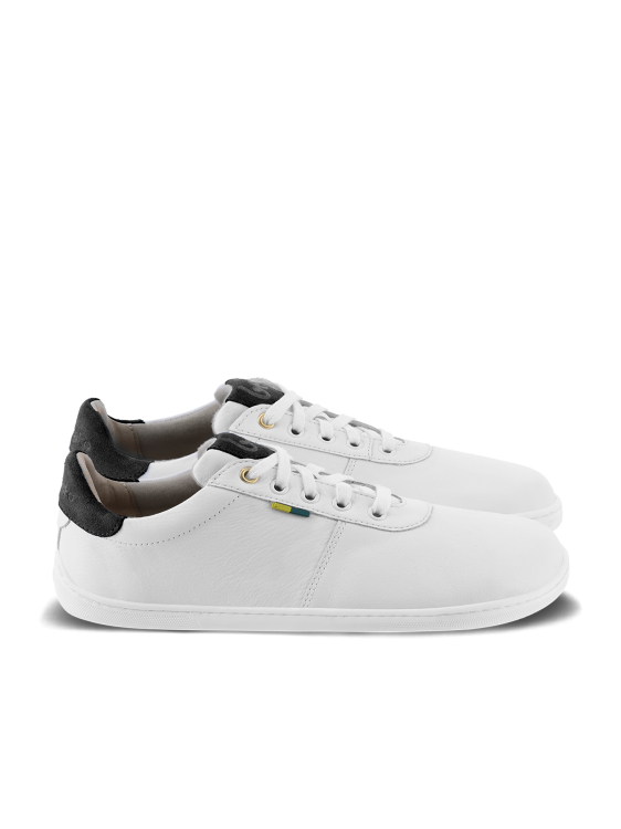 barefoot-topanky-royale-white-black-79489-size-large-v-1.png