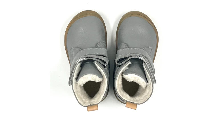 store_01HHS4QGA15EXX2VPVN0CZ16C6_assets_1724168202928-Robin 2 grey top.webp