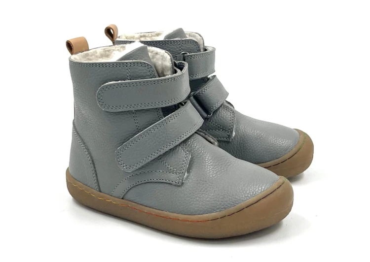 store_01HHS4QGA15EXX2VPVN0CZ16C6_assets_1724171717976-Robin 2 grey pair.webp